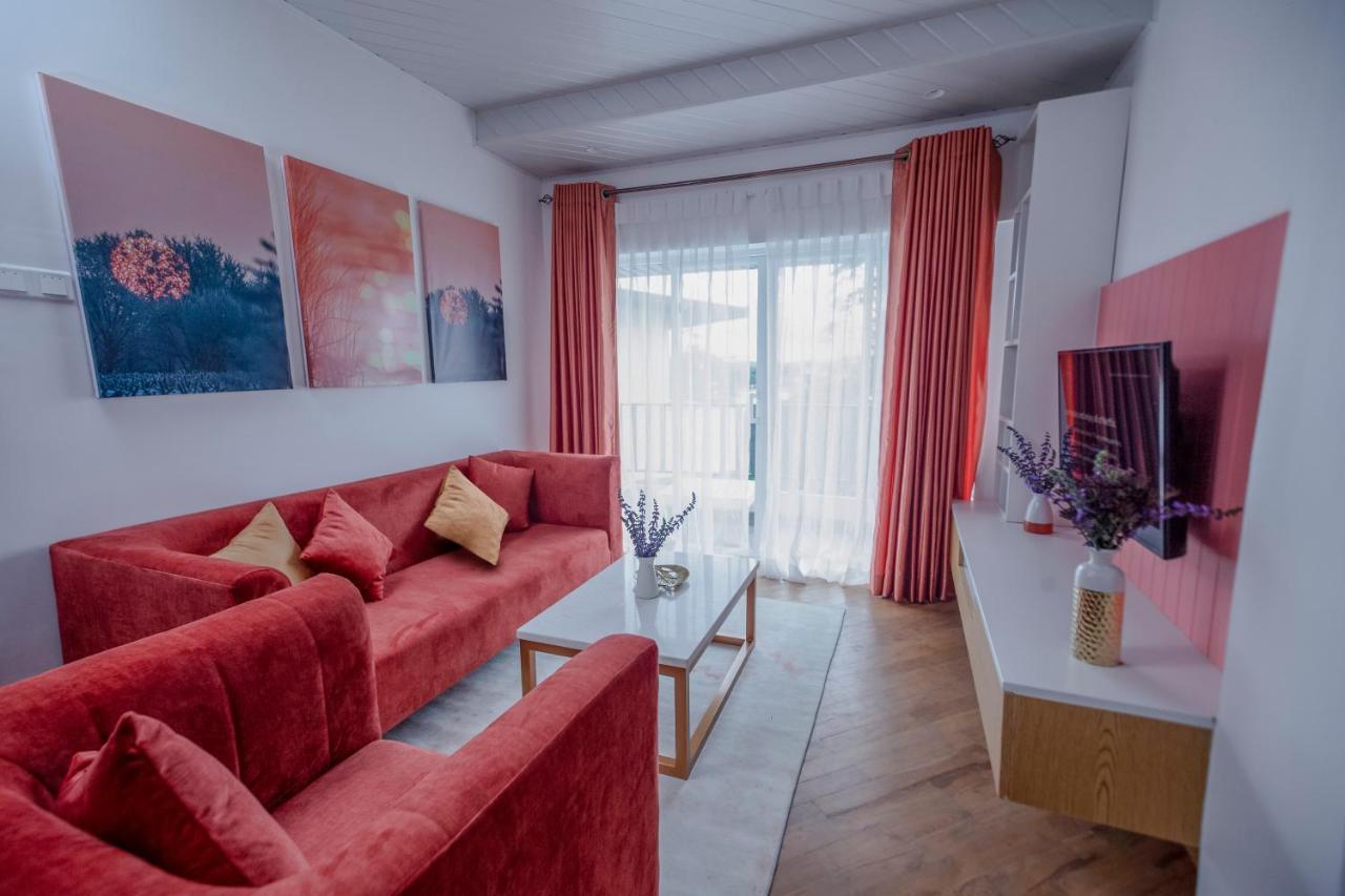 The Breeze Luxury Apartment نوفارا إيلِيا المظهر الخارجي الصورة