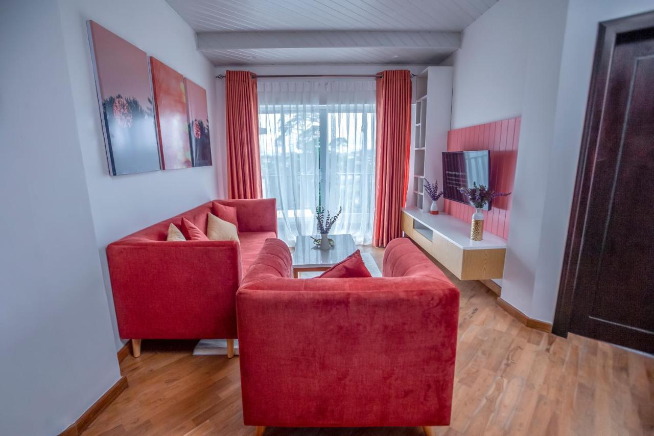 The Breeze Luxury Apartment نوفارا إيلِيا المظهر الخارجي الصورة