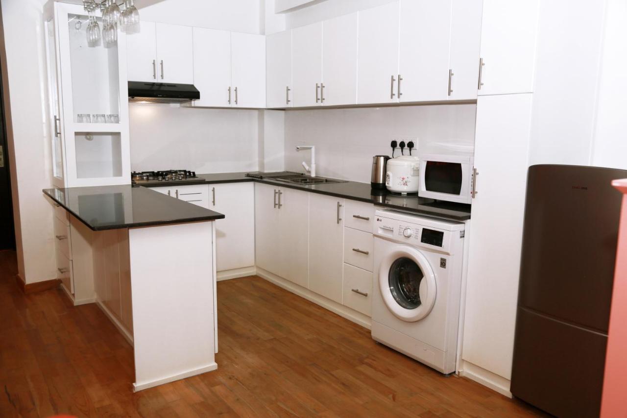 The Breeze Luxury Apartment نوفارا إيلِيا المظهر الخارجي الصورة